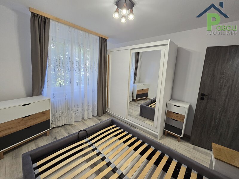 Brancoveanu, metrou, str. Padesu, 3 camere decomandat, mobilat modern