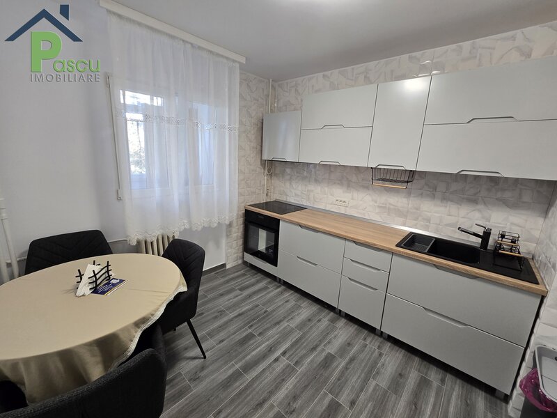 Brancoveanu, metrou, str. Padesu, 3 camere decomandat, mobilat modern